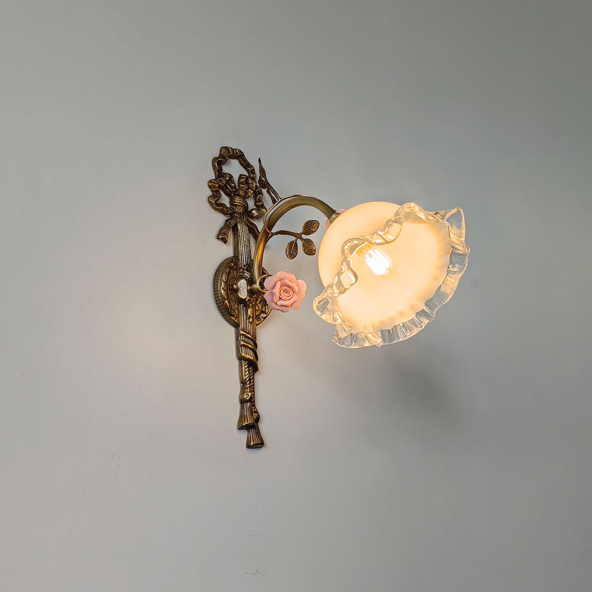 Neiman Wall Lamp