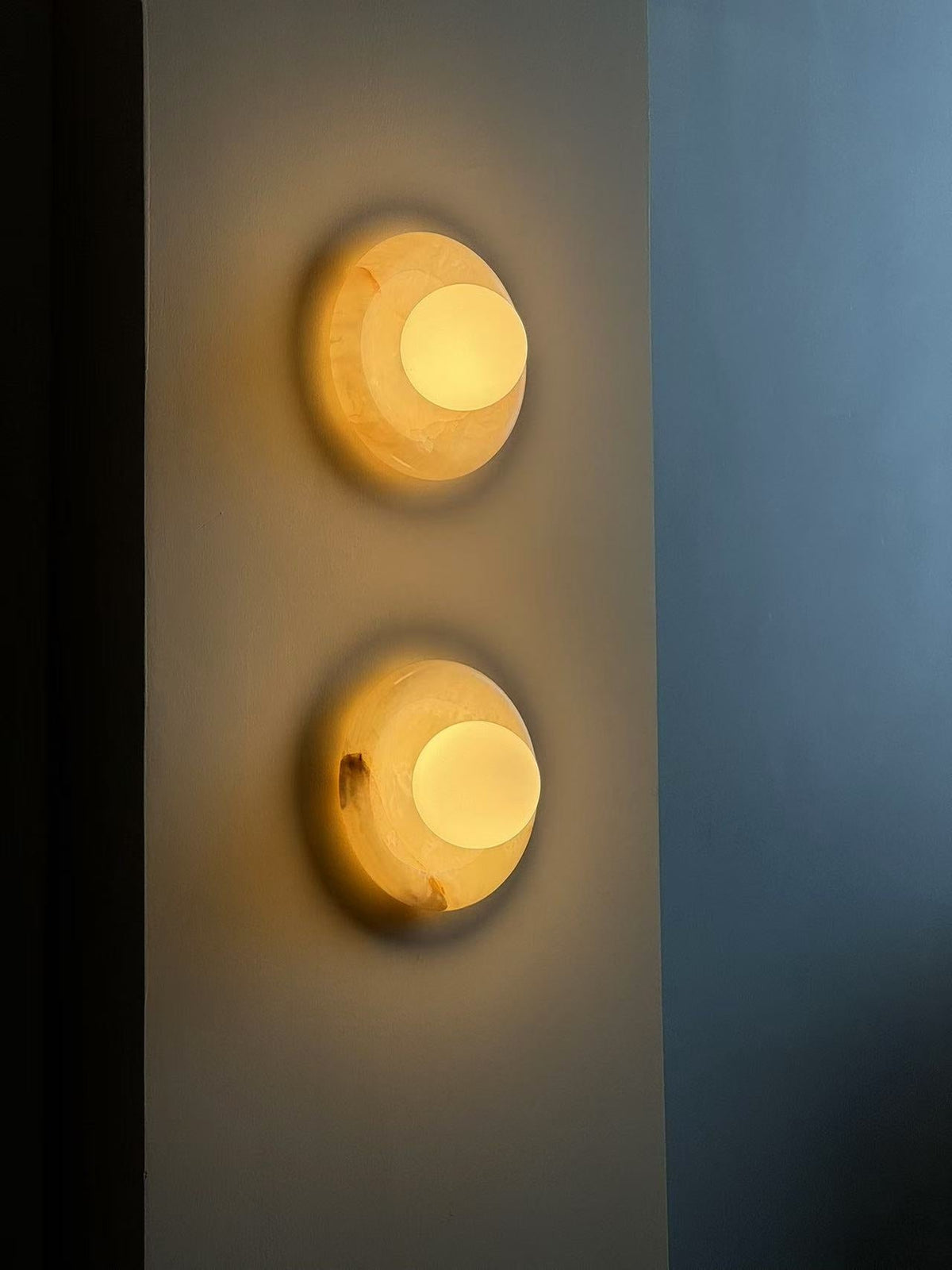 Orli White Onyx Sconce