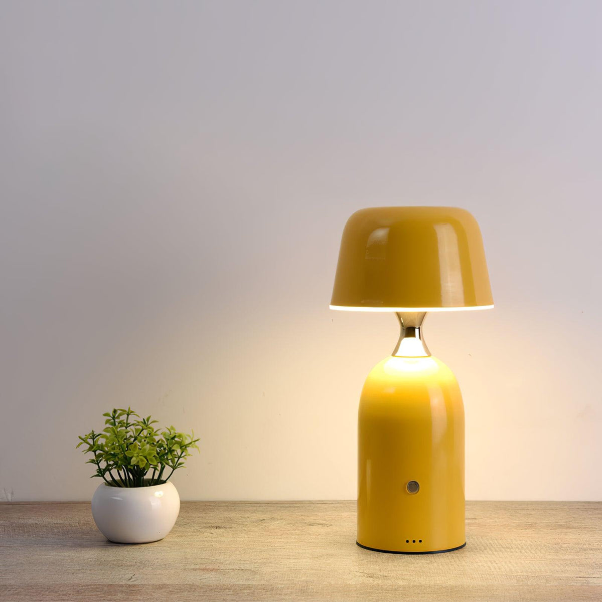 Ouliope Built-in Battery Table Lamp ∅ 4.5″ x H 9.8″/ Dia 11.5cm x H 25cm / Yellow / Touch Table lamp