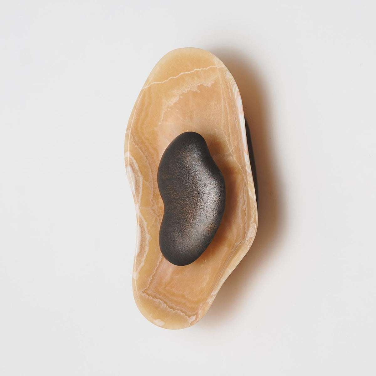 Oyster Hammered Onyx Sconce