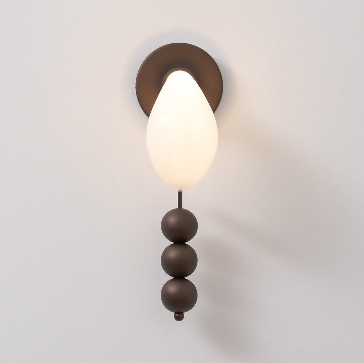 Patty Wall Lamp