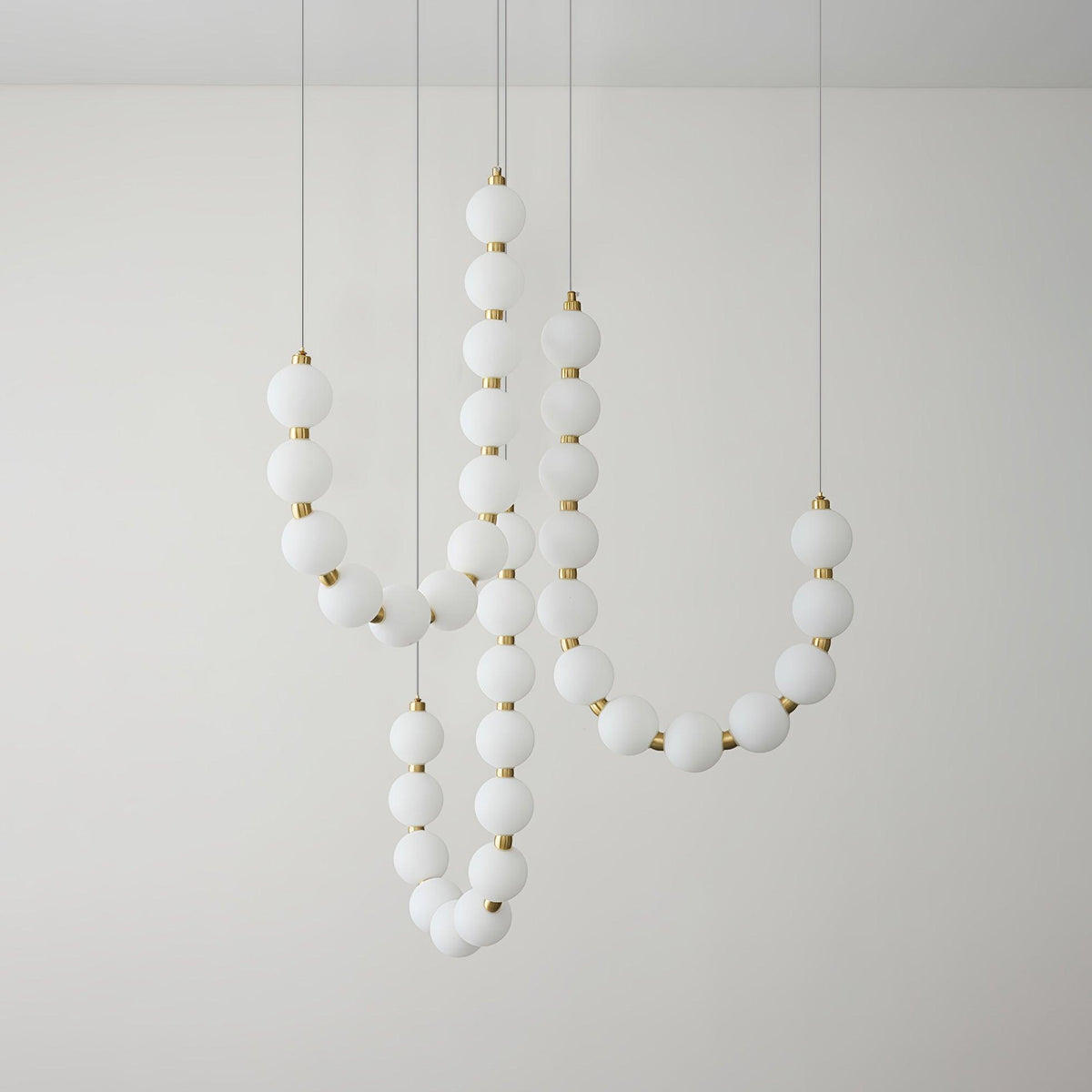 Acrylic Pearl Necklace Chandelier Chandelier