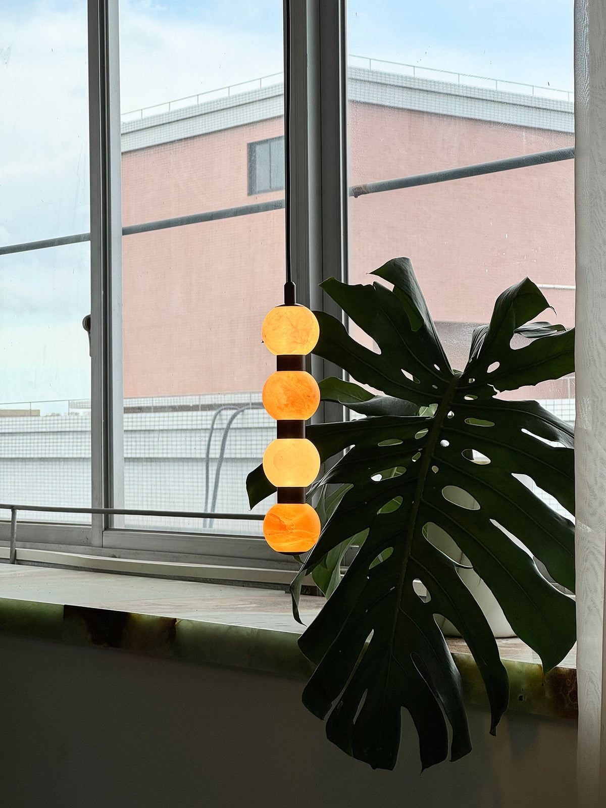 Perle Alabaster Pendant Lamp