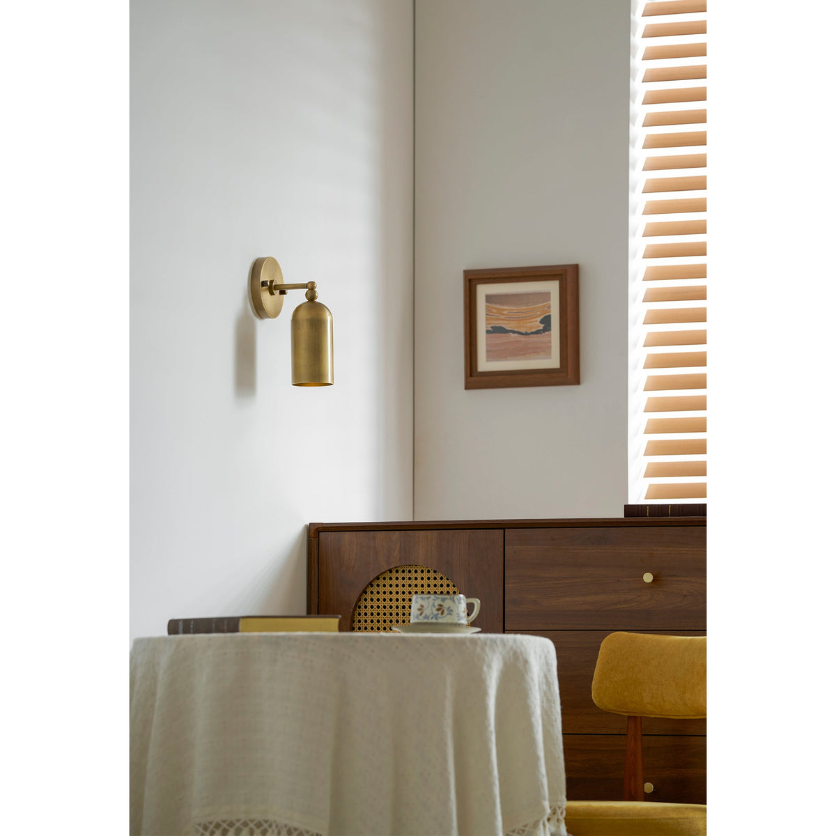 Pratt Wall Lamp