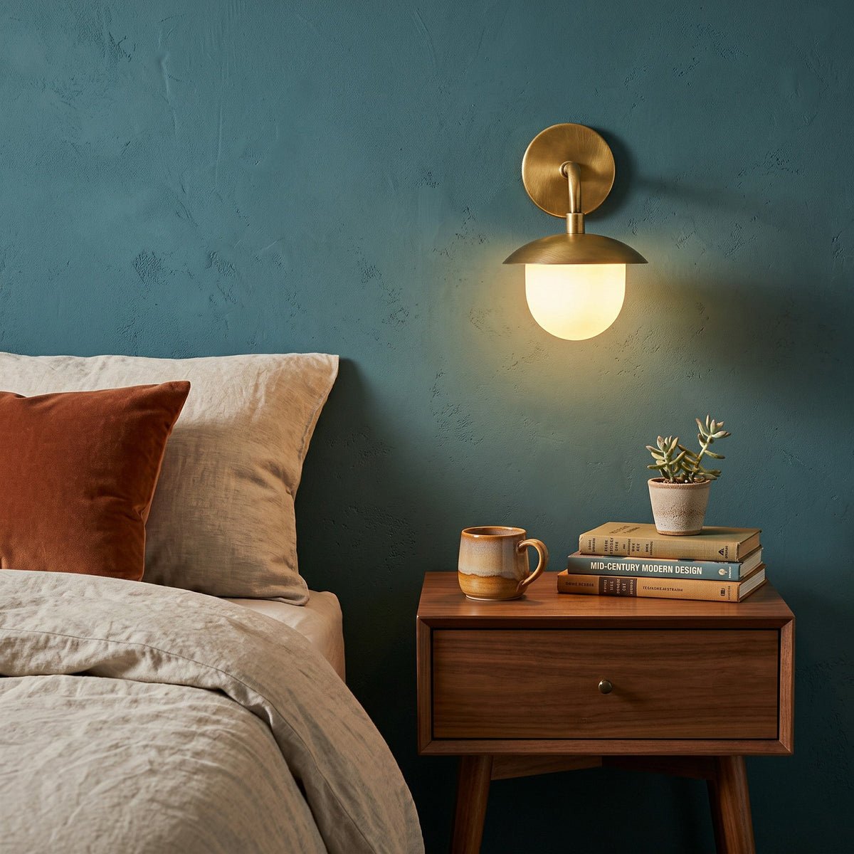 Aldevan Wall Sconce