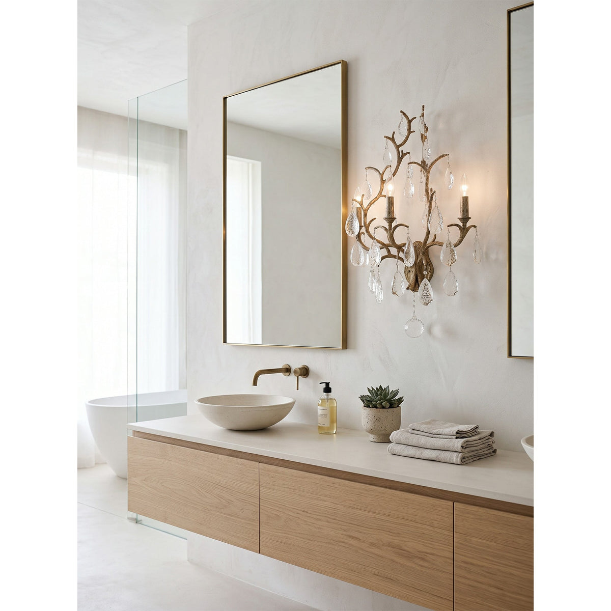 Amadeus Wall Lamp