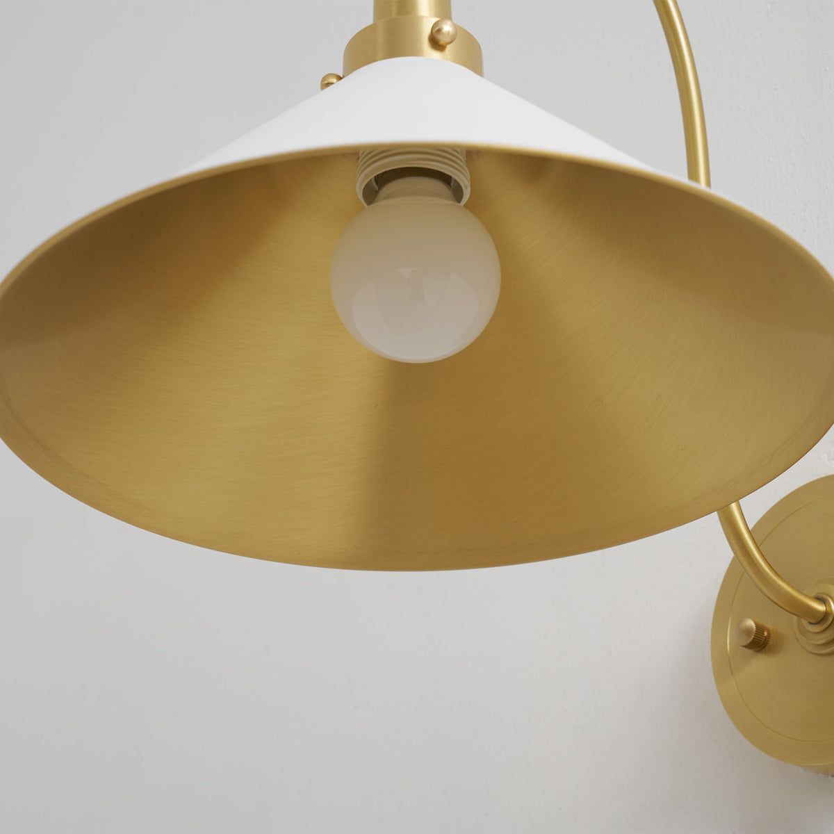 Clivedon Plug-in Wall Sconce