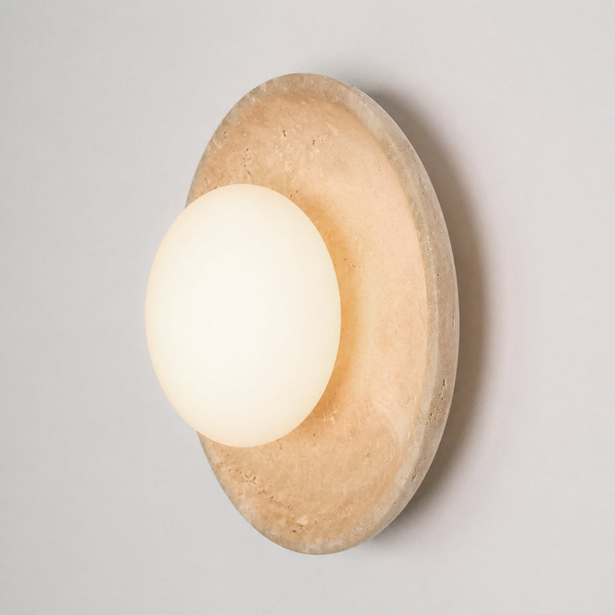 Eretoq Wall Sconce