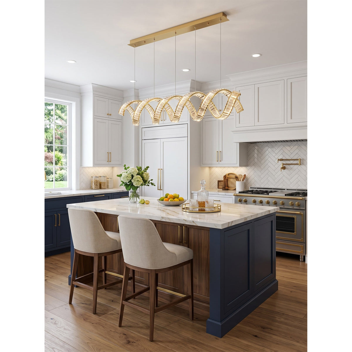 Konstantine Linear Chandelier