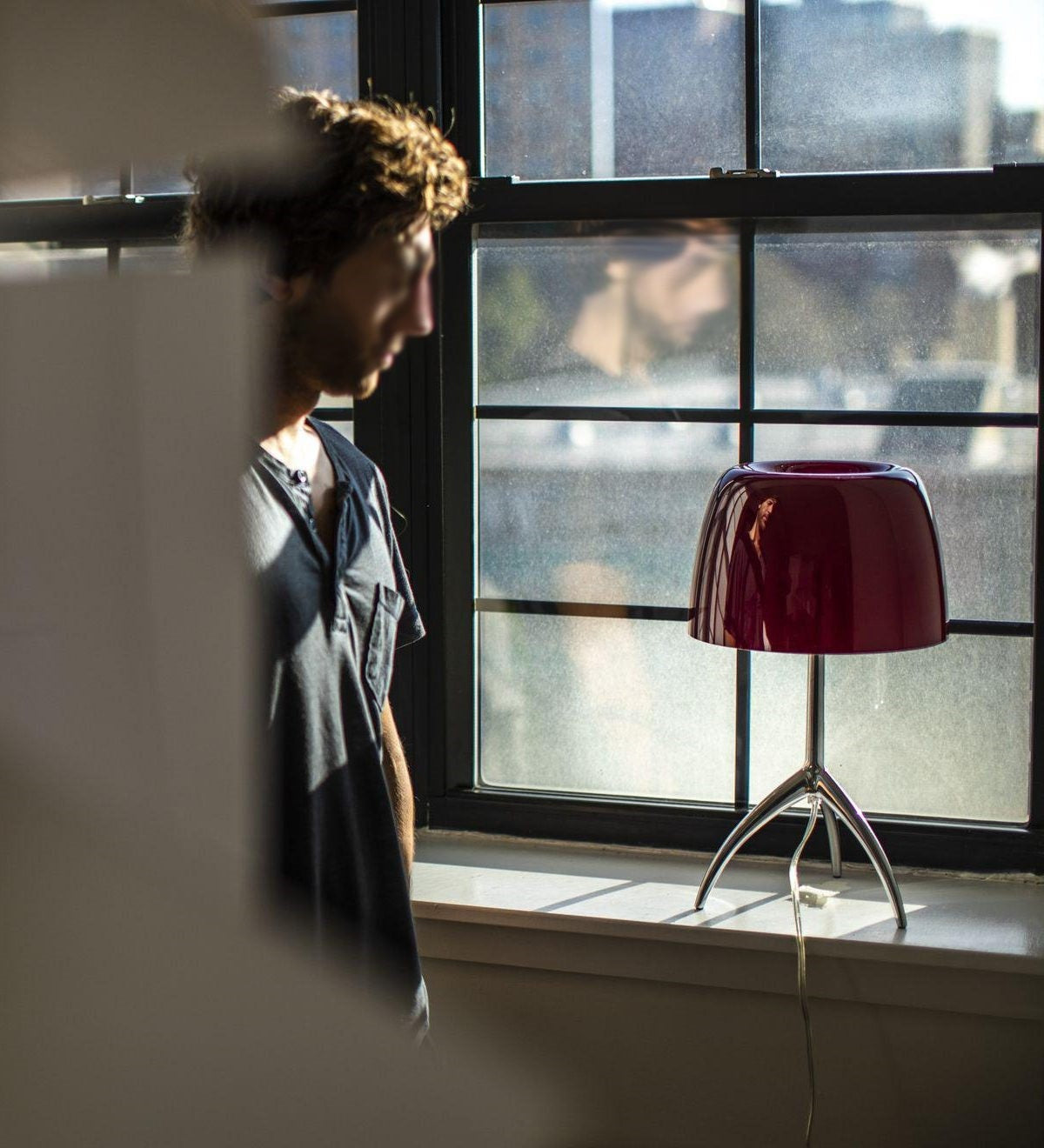 Rosso Mushroom Tripod Table Lamp