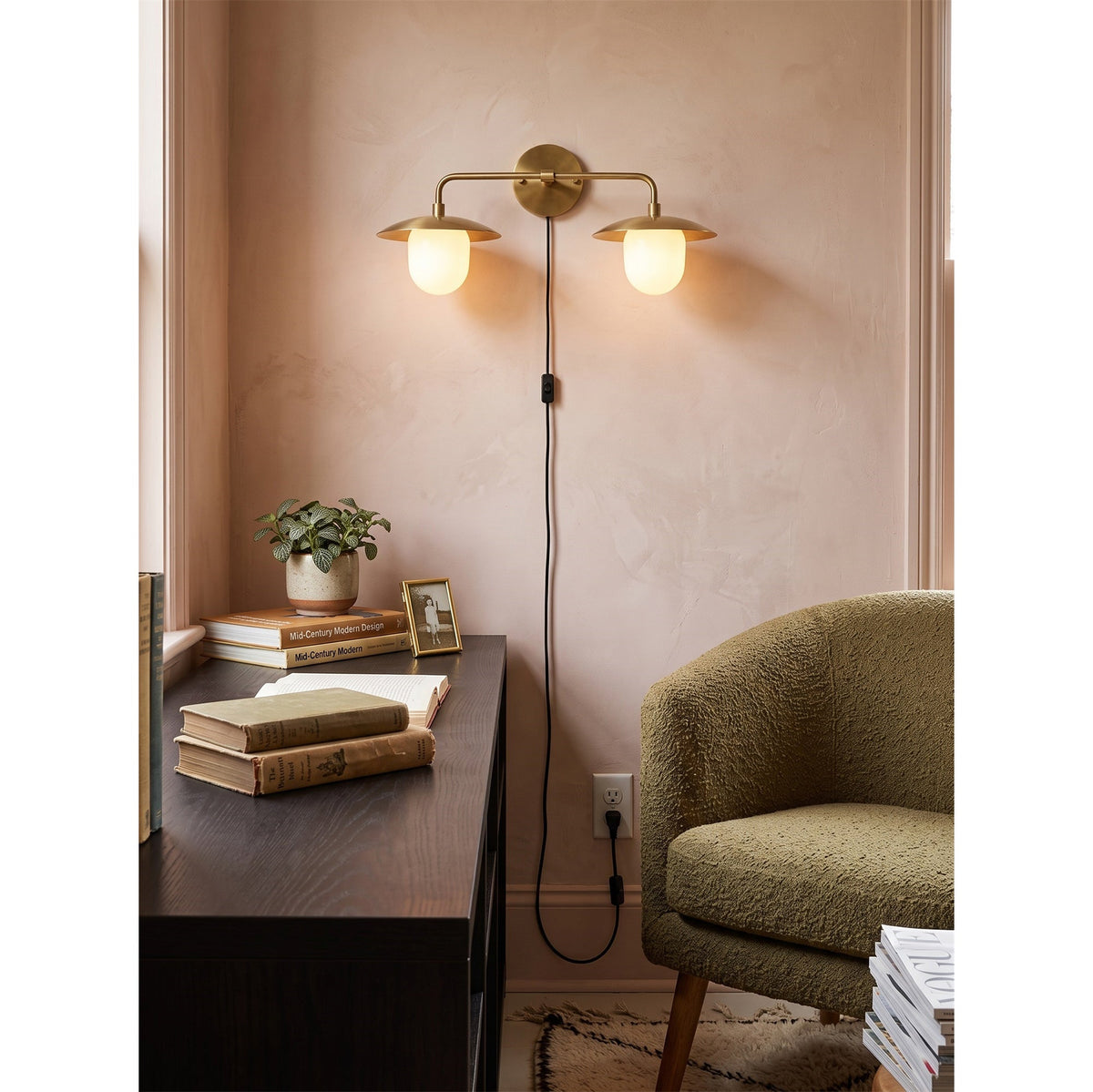 Marie Petite Plug-in Wall Sconce