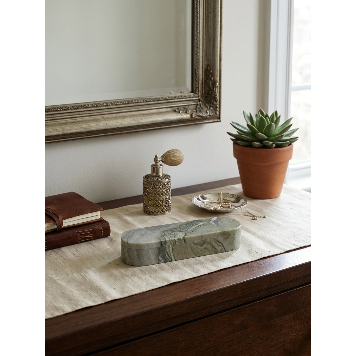 Monolith Groove Tray