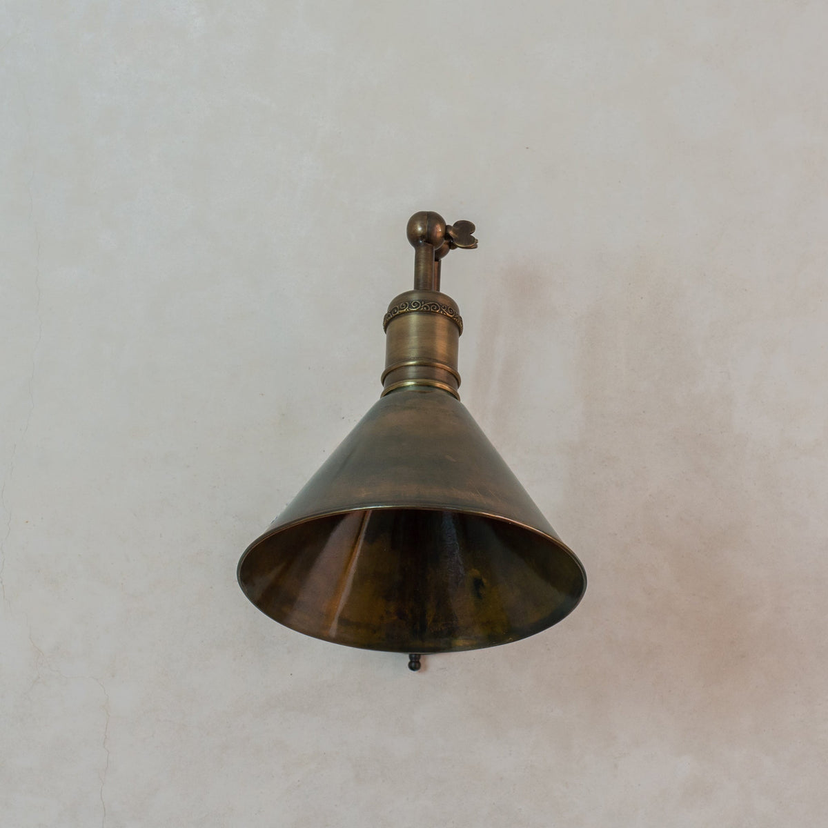 Portland Swing-Arm Wall Sconce