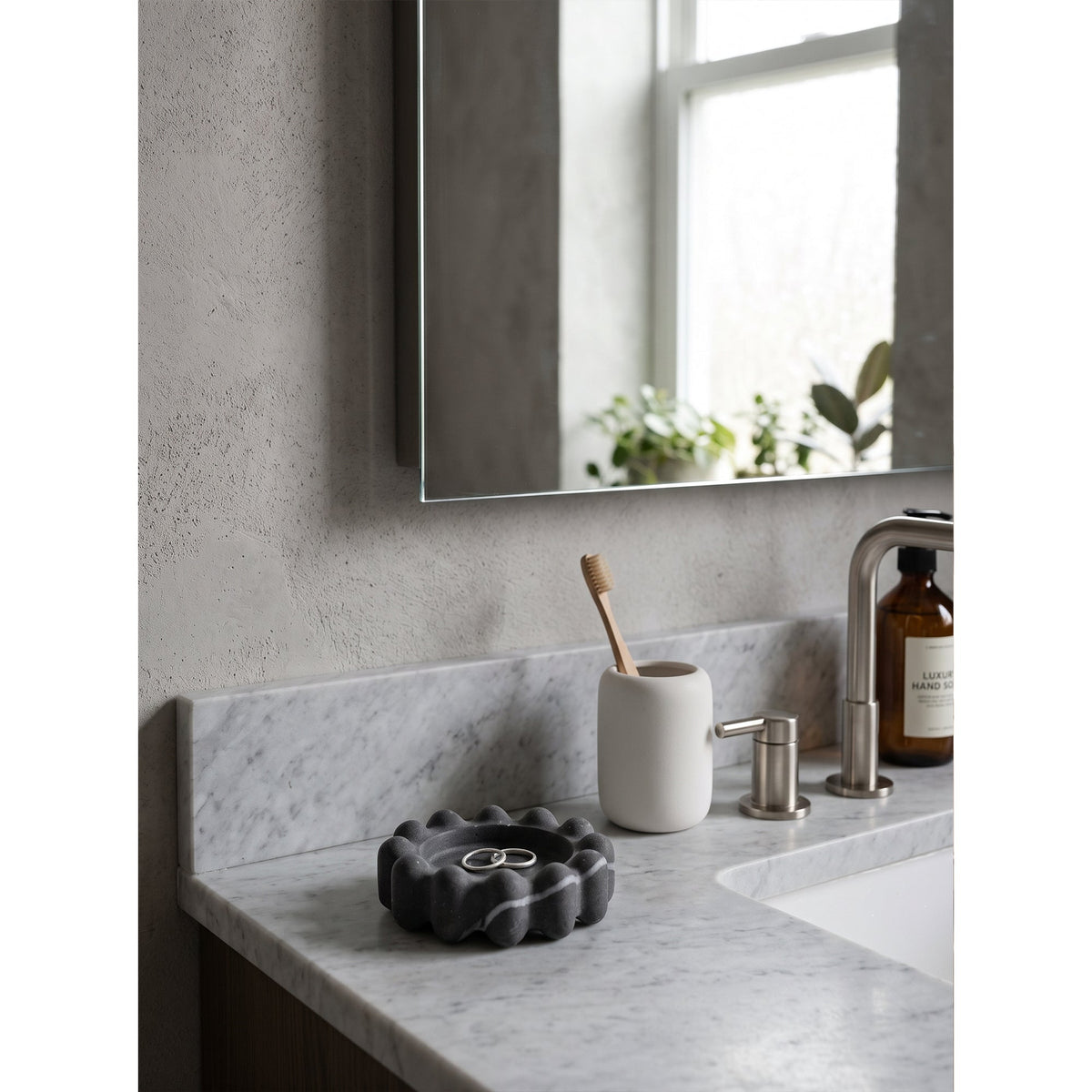 Scalloped Marble Catchall Dish