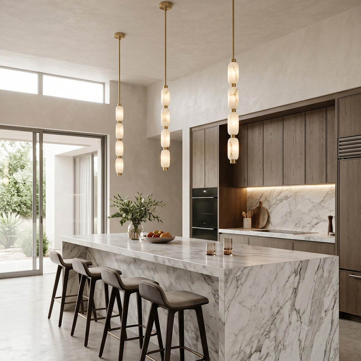 Seravelle Alabaster Pendant Lamp