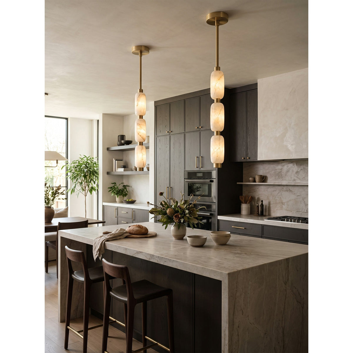Seravelle Alabaster Pendant Lamp
