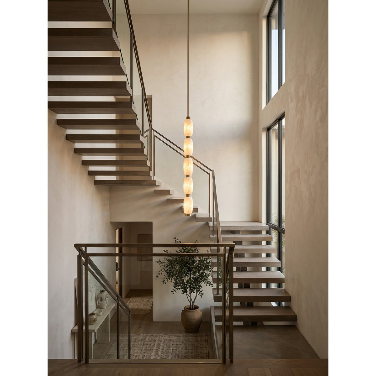 Seravelle Alabaster Pendant Lamp