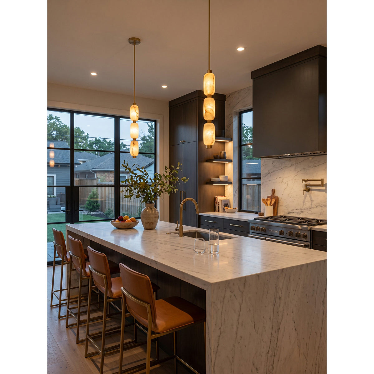 Seravelle Alabaster Pendant Lamp