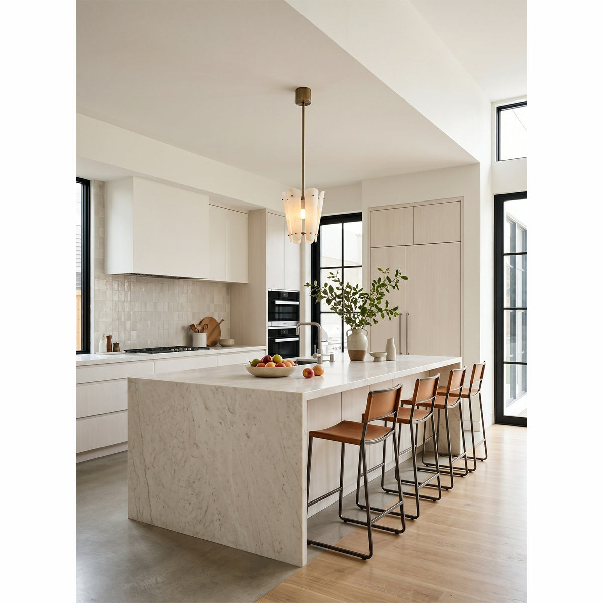 Solvane Alabaster Pendant Lamp