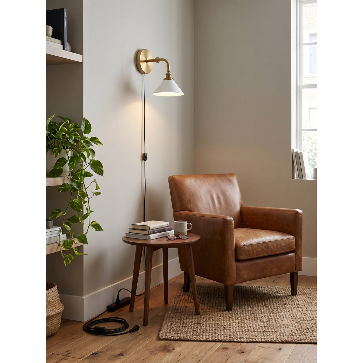 Thetford Plug-in Wall Sconce