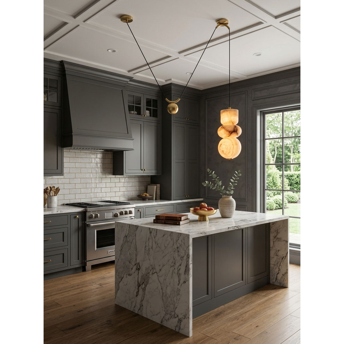 Totem Alabaster Counterweight Pendant Lamp