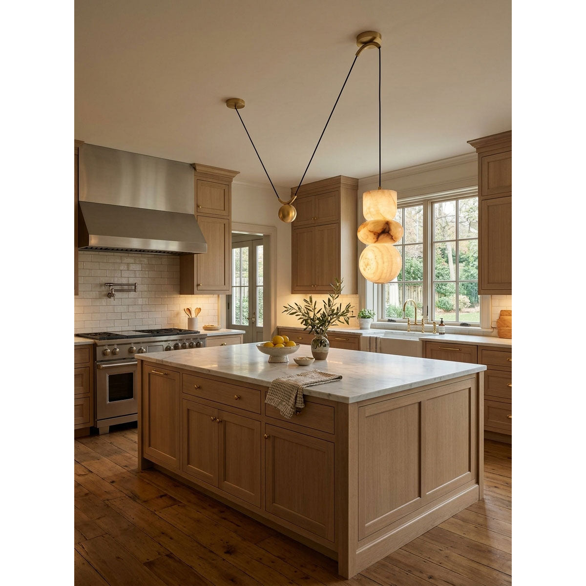 Totem Alabaster Counterweight Pendant Lamp