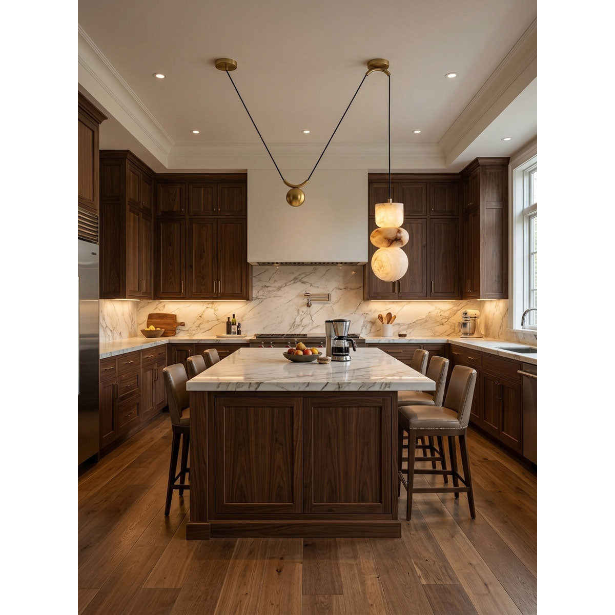 Totem Alabaster Counterweight Pendant Lamp