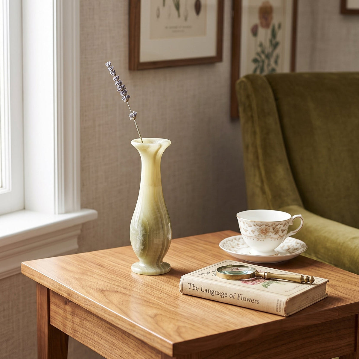 Verena Onyx Vase