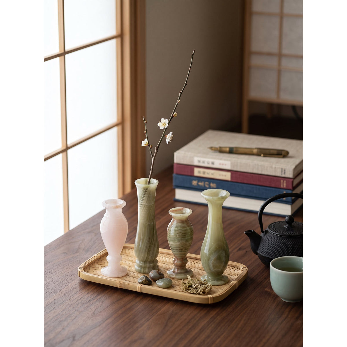 Verena Onyx Vase