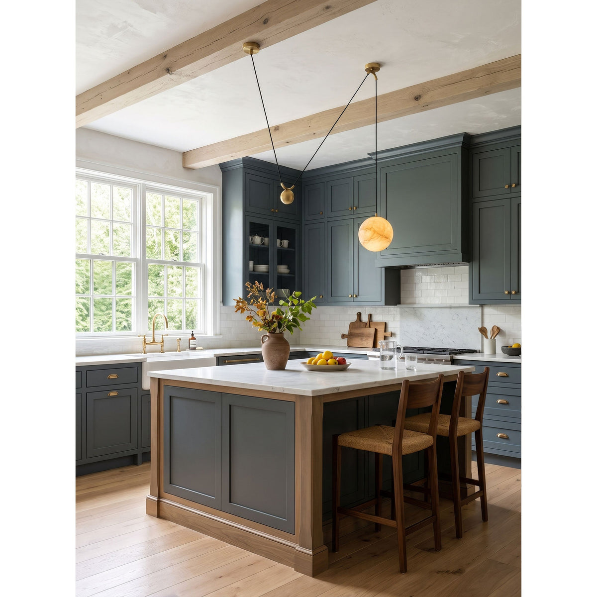 Vesper Alabaster Counterweight Pendant Lamp