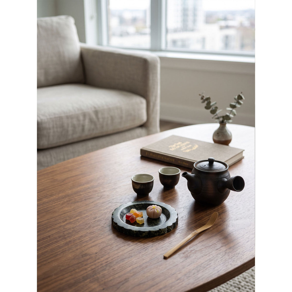 Zion Scalloped Stone Tray