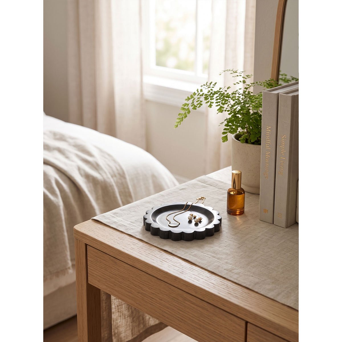 Zion Scalloped Stone Tray