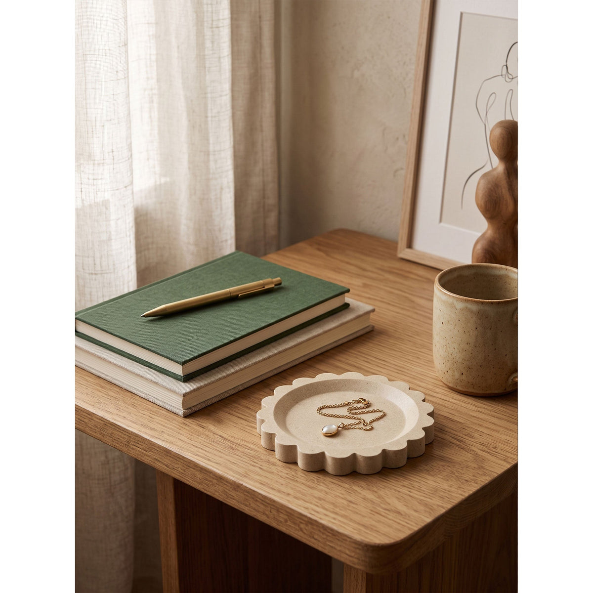 Zion Scalloped Stone Tray