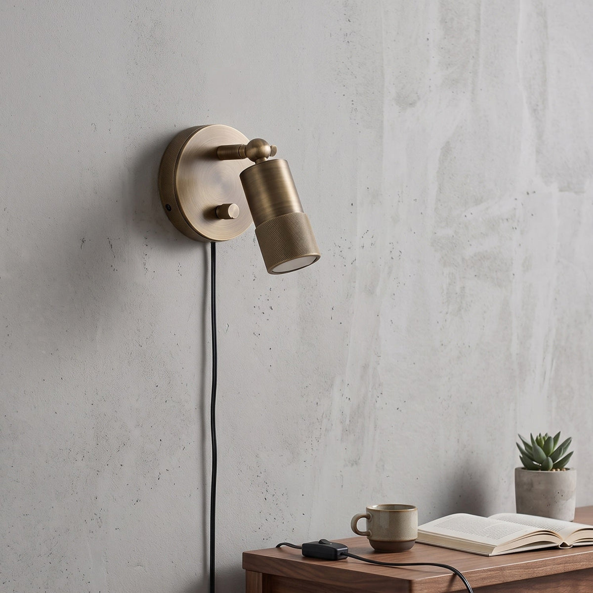 Jura Plug-in Wall Sconce