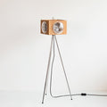 Retro Camera Focus Floor Lamp L 19.7″ x W 19.7″ x H 39.4″ / L 50cm x W 50cm x H 100cm (Plastic Lamp Base) / Cherry Wood