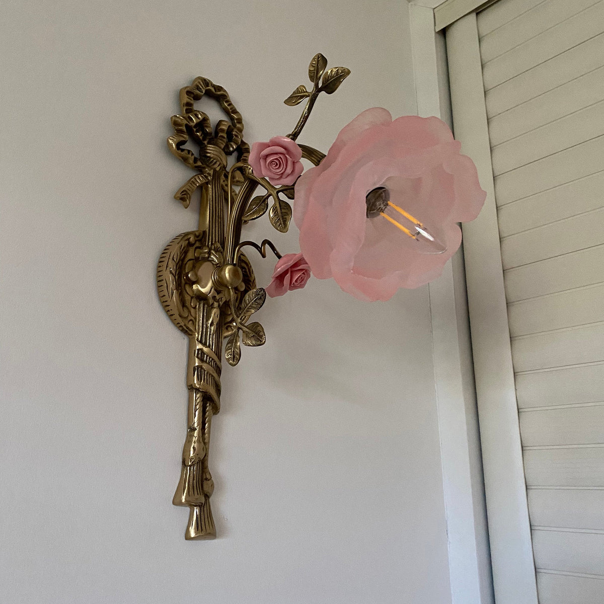 Rosalie Floral Wall Lamp