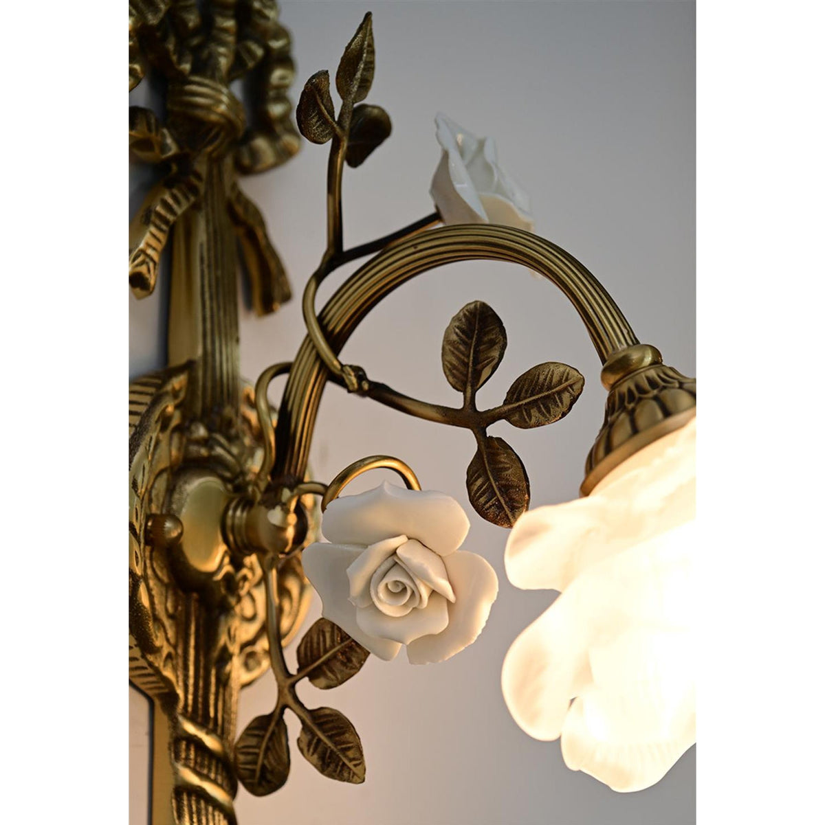 Rosalie Floral Wall Lamp