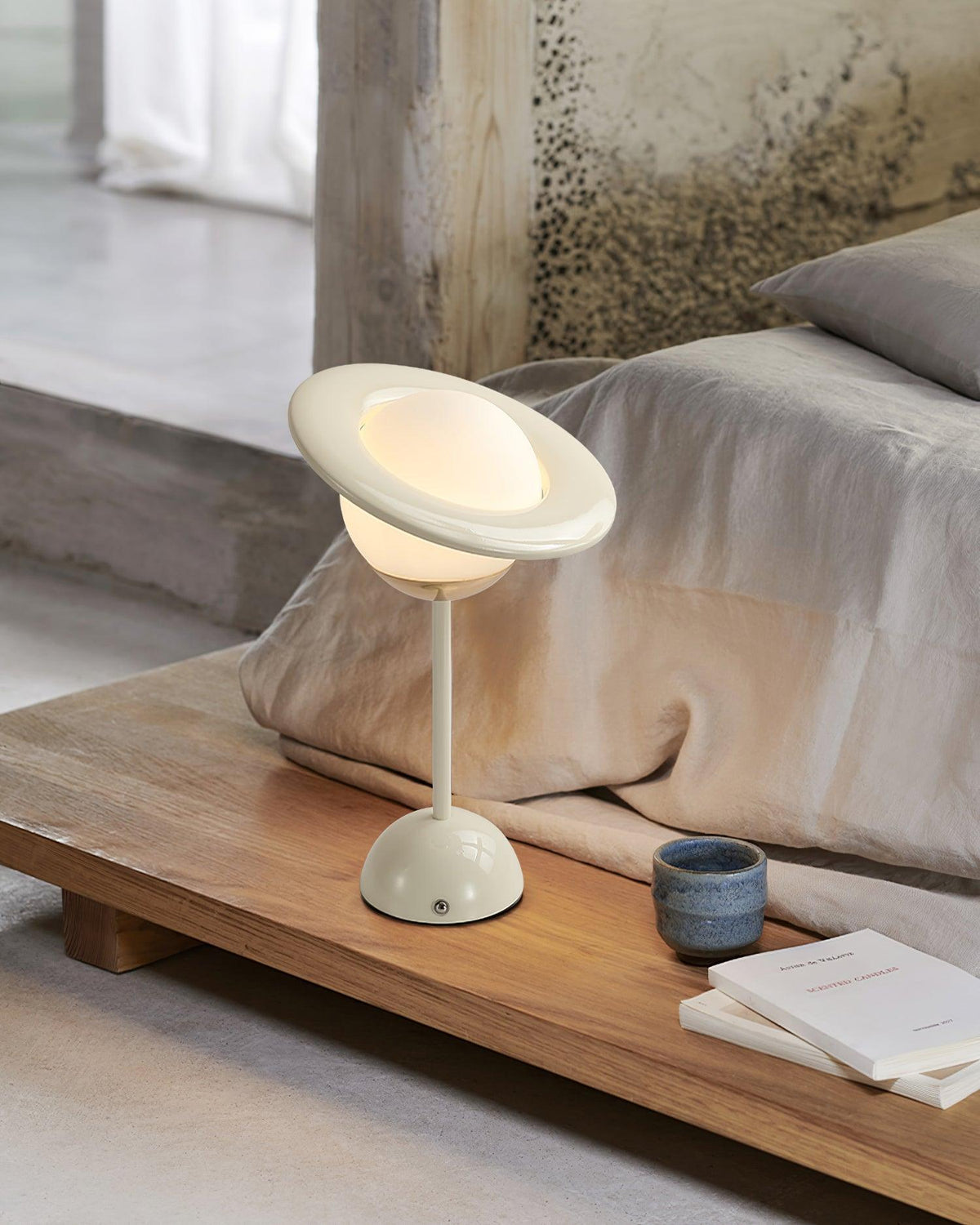 Saturn Planet Table Lamp Table lamp
