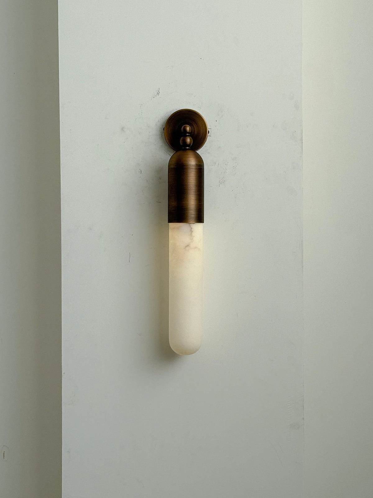 Selene Alabaster Wall Lamp