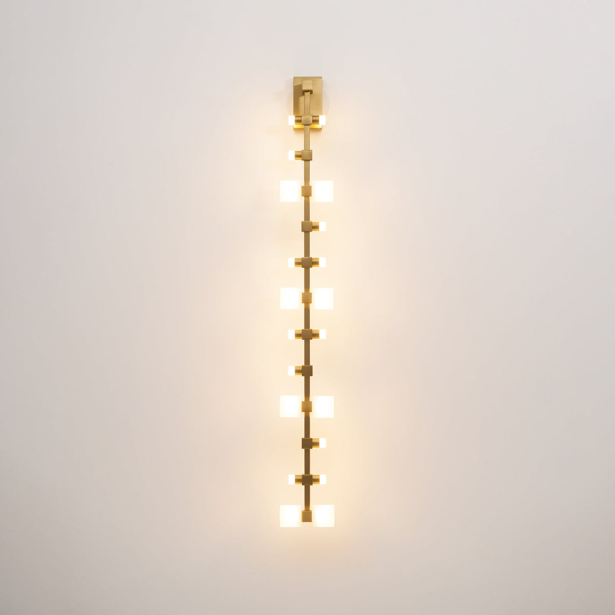 Semper Mia Wall Lamp