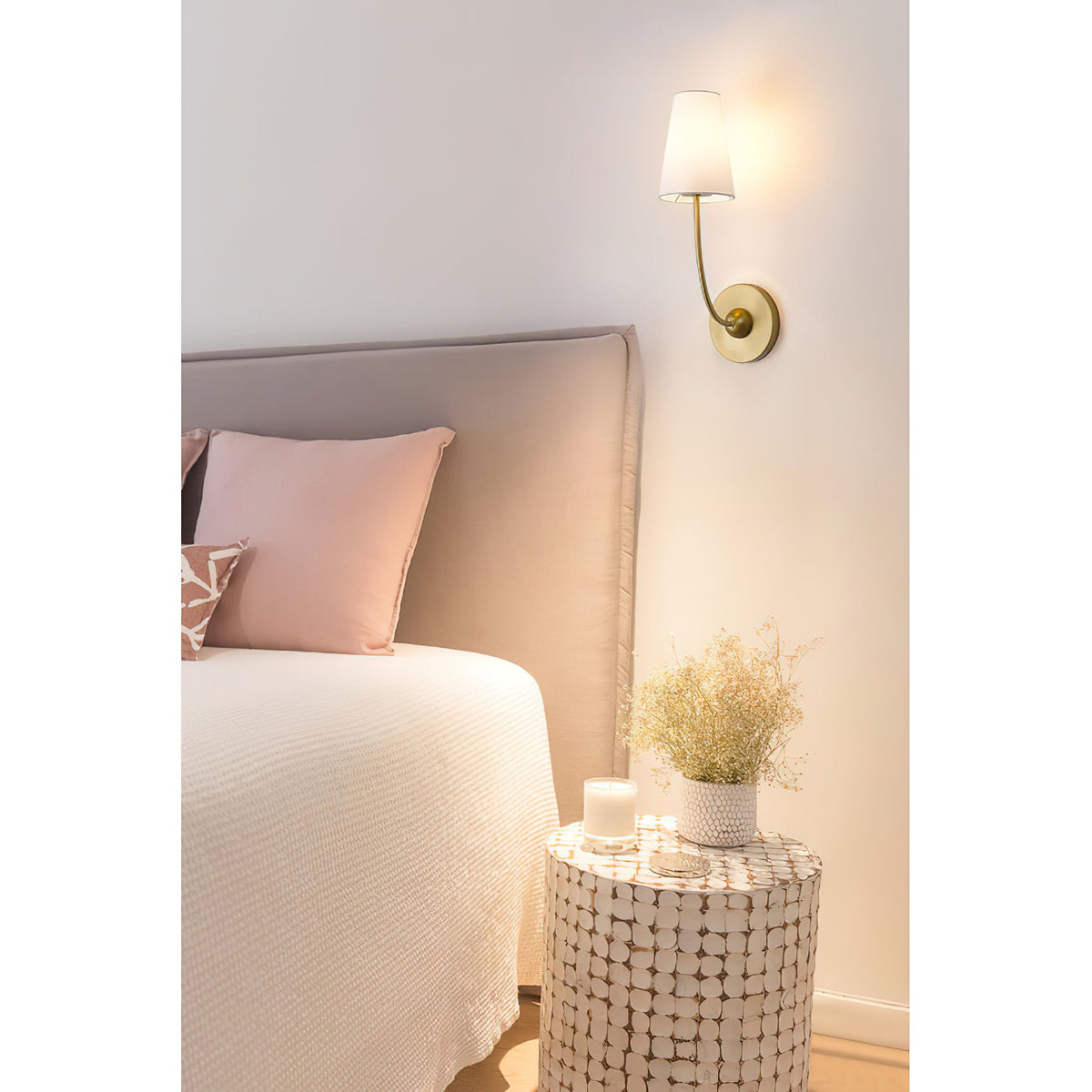 Shannon Wall Lamp