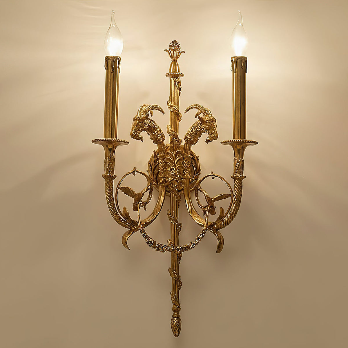 Sociapailis Brass Wall Lamp