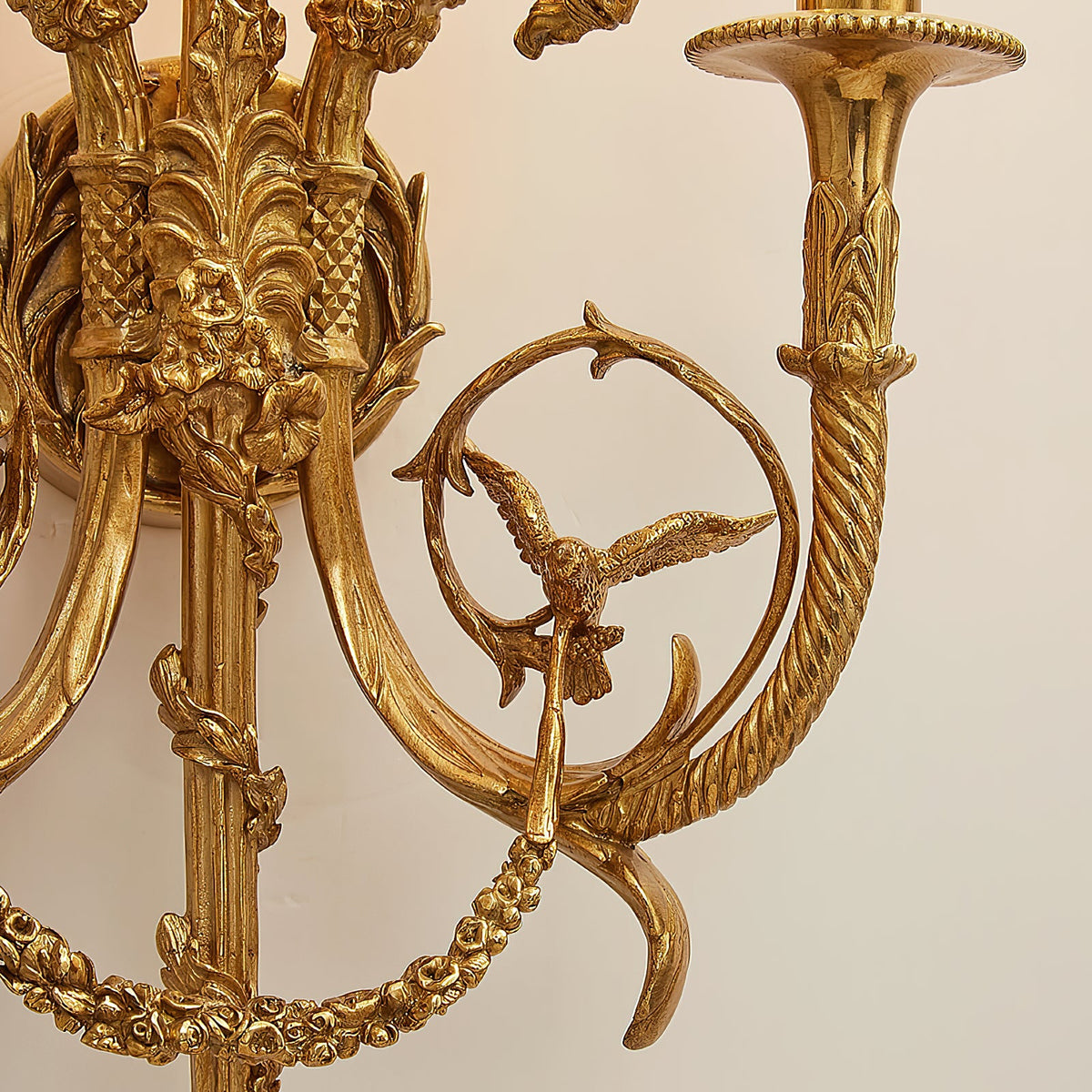Sociapailis Brass Wall Lamp