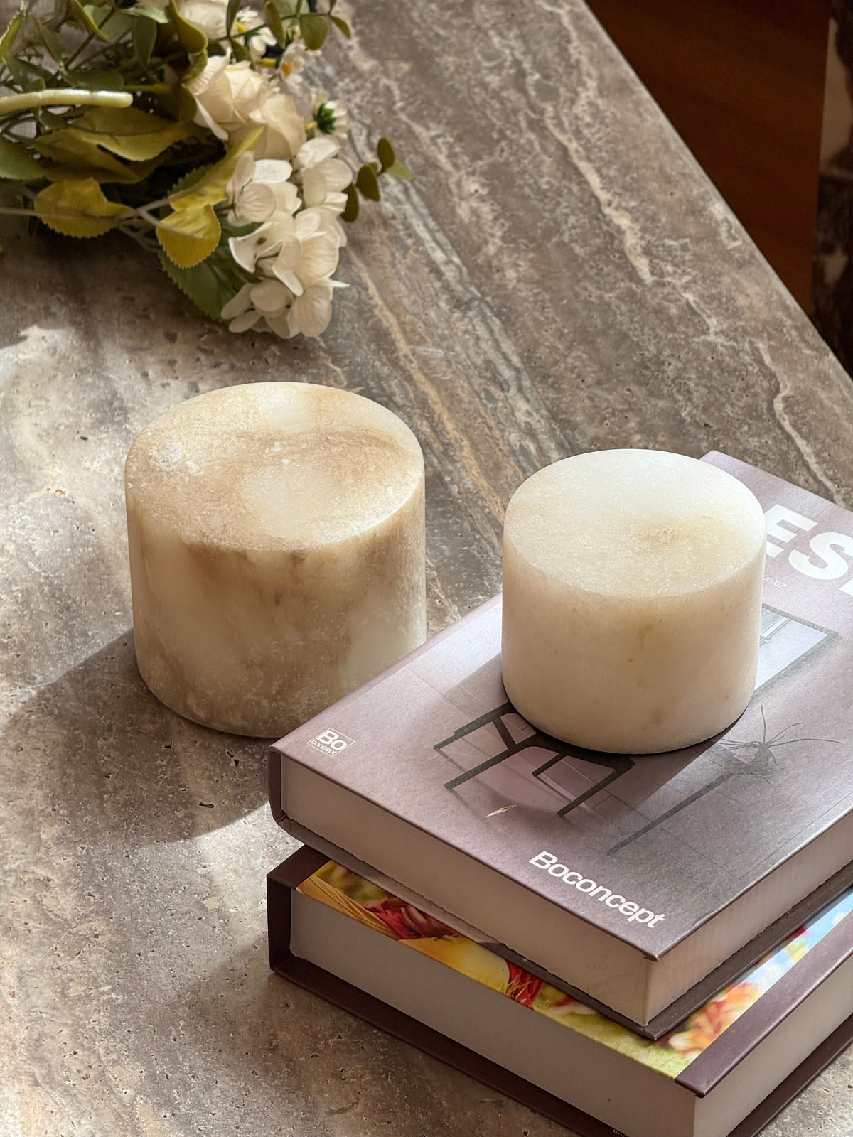 Sterno Alabaster Table Lamp (Built-in Battery)