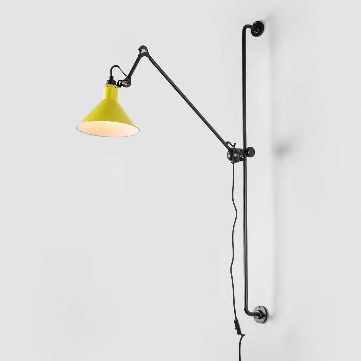 Support Frame Rocker Wall Lamp ? 8.3″ x H 46.5″ / Dia 21cm x H 118cm / Yellow & Black / US Plug Wall lamp