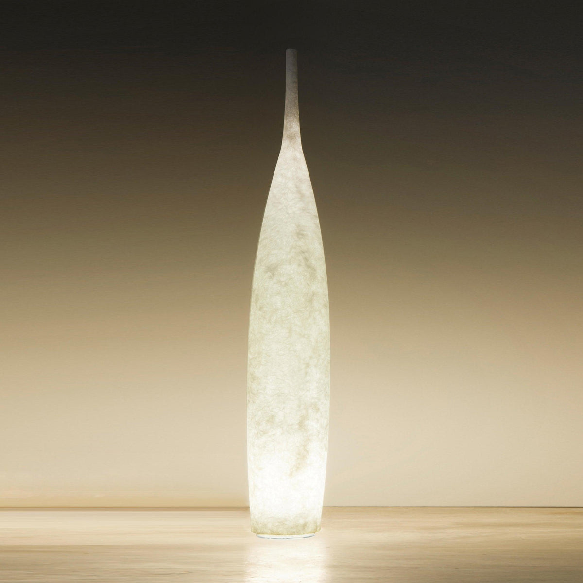 Tank 1 Floor Lamp Floor lamp
