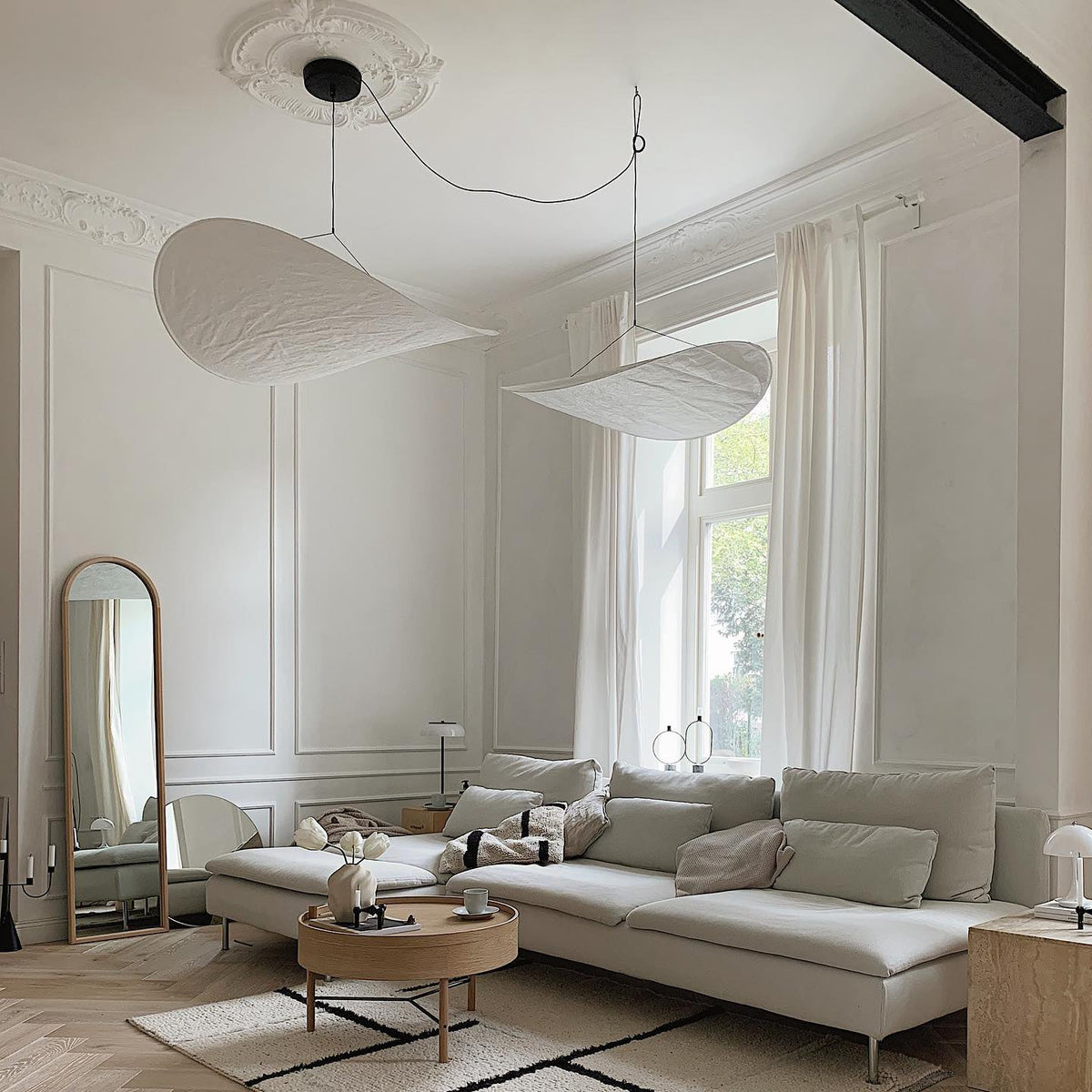 Tense Dupont Paper Pendant Lamp