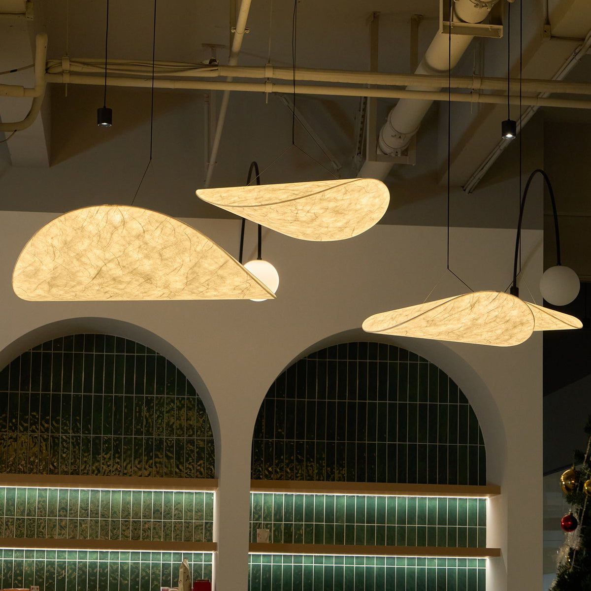 Tense Dupont Paper Pendant Lamp