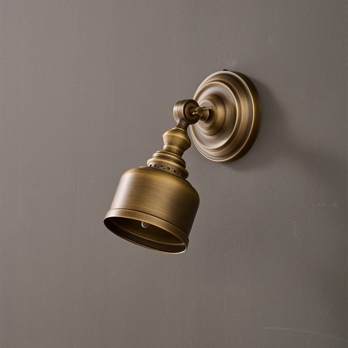 Timarron Wall Lamp