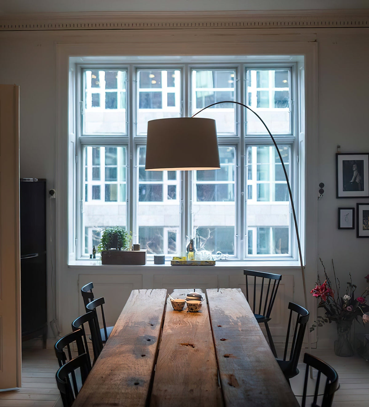 Willow Arc Floor Lamp